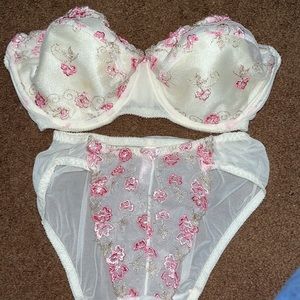 Victoria Secret Bra & Panty Set
